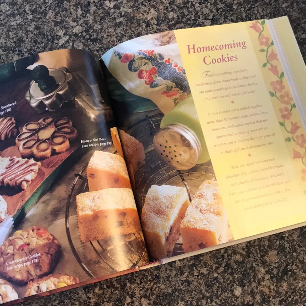 Better Homes and Gardens Complete Book of Baking
